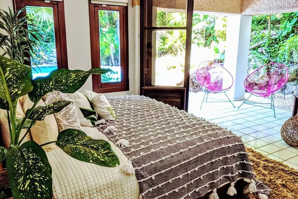 Steps To Ocean Huge Beach Villa Private Pool In Exclusive Fase 1 Playacar Playa del Carmen Messico